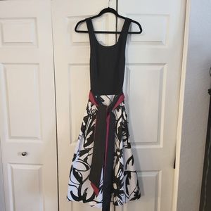 Beautiful black and white midi dress